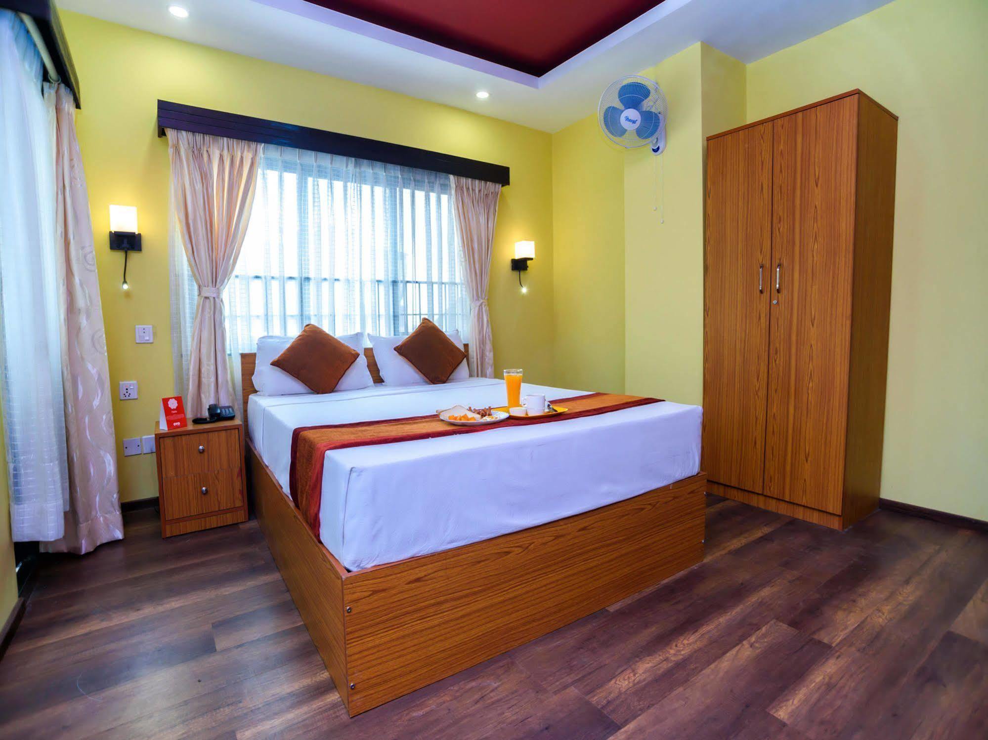 Oyo 105 Hotel Travel Inn Katmandu Eksteriør bilde