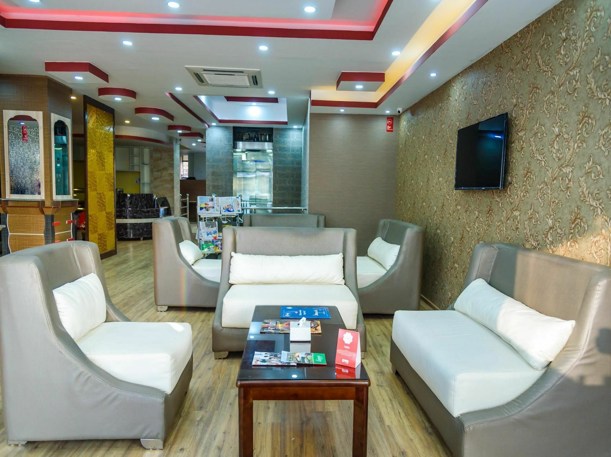 Oyo 105 Hotel Travel Inn Katmandu Eksteriør bilde