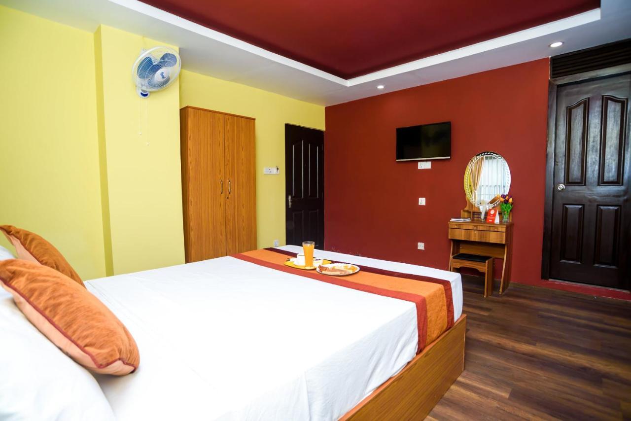 Oyo 105 Hotel Travel Inn Katmandu Eksteriør bilde
